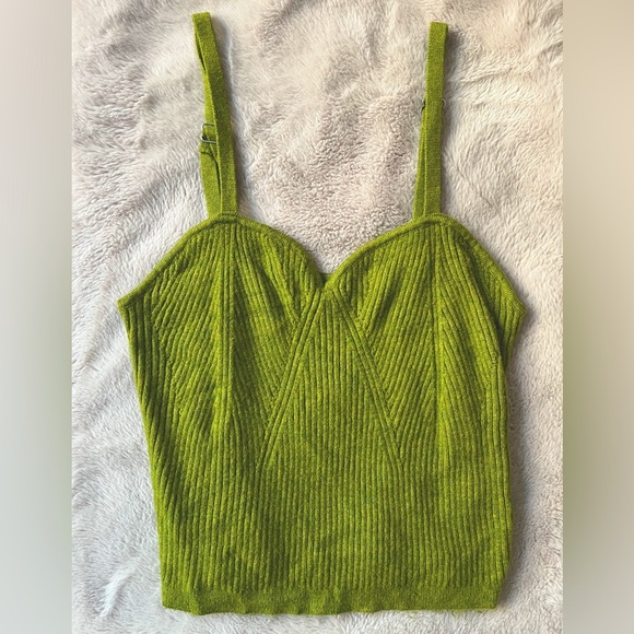 2/$20 ✨NWOT Wild Fable Knit Sweater Tank Top Cami Green Apple Size M 🍏 - Picture 6 of 8